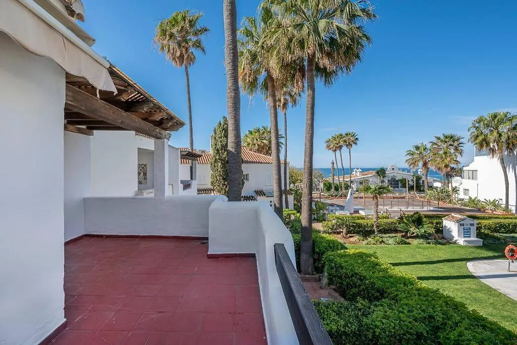 Townhouse W/ Swimming Pool And Underground Parking Villa Marbella 0*,  Spain