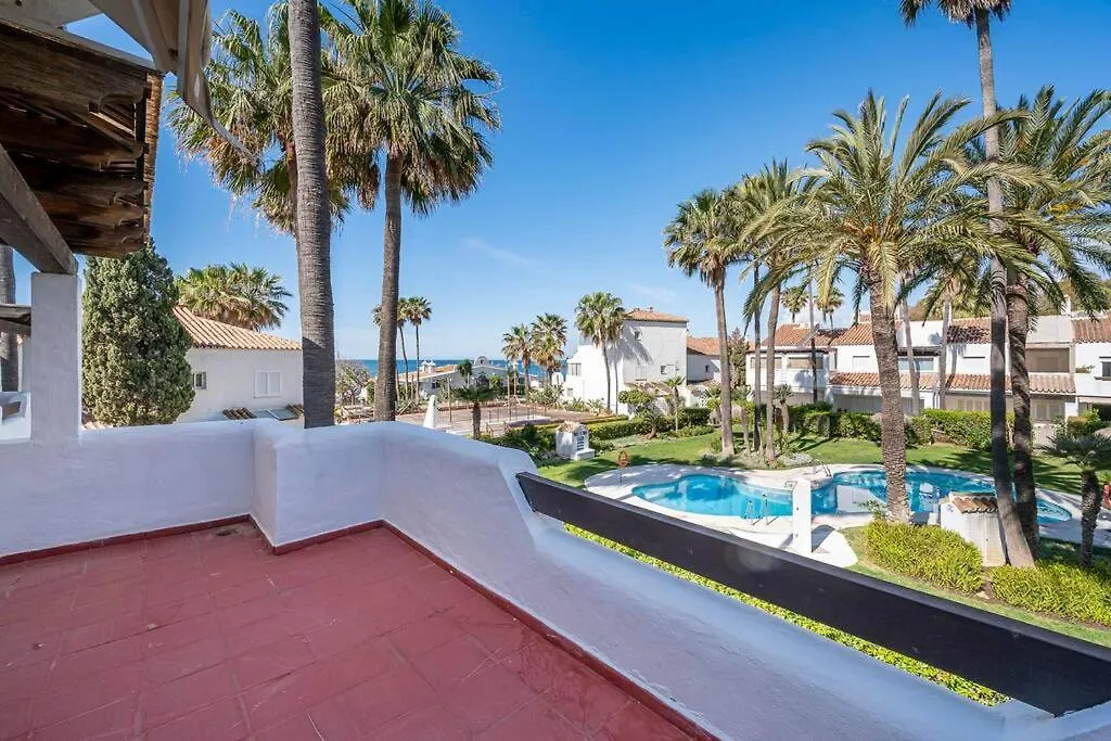 Townhouse W/ Swimming Pool And Underground Parking Villa Marbella 0*,