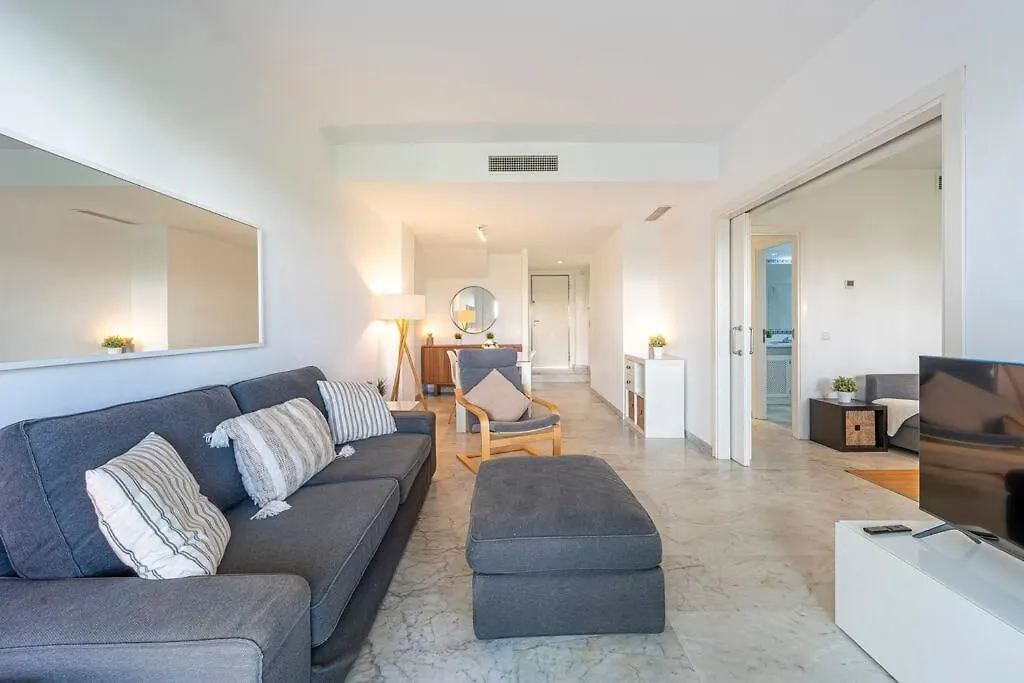 Townhouse W/ Swimming Pool And Underground Parking Villa Marbella Holiday home