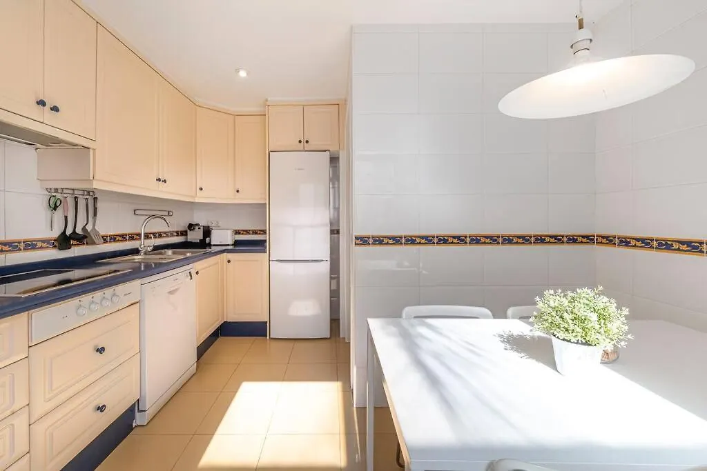 Townhouse W/ Swimming Pool And Underground Parking Villa Marbella Holiday home