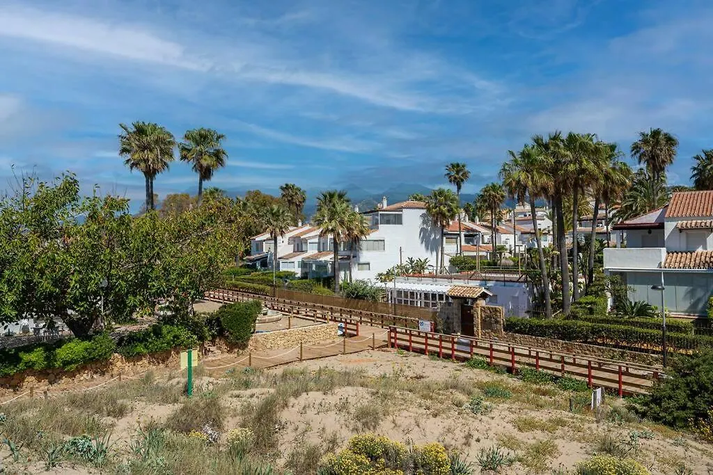 Townhouse W/ Swimming Pool And Underground Parking Villa Marbella Holiday home